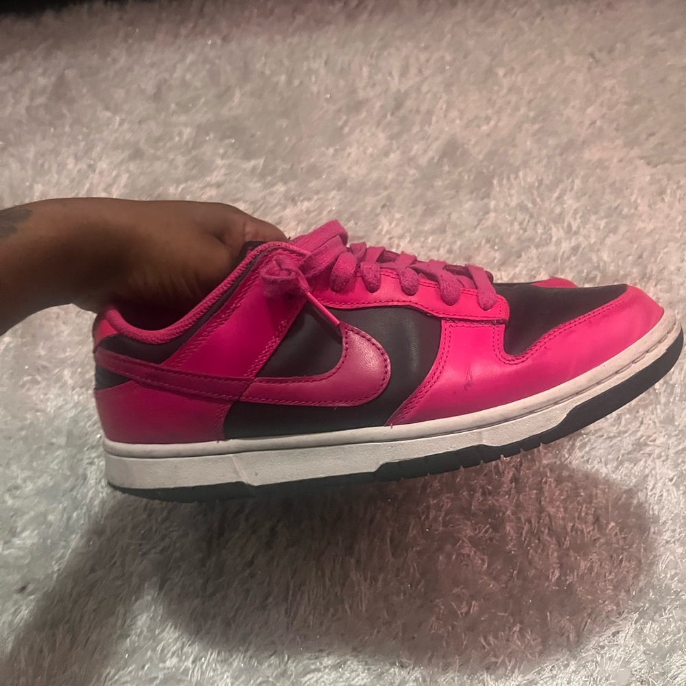 Nike Women's Pink and Black Sneakers